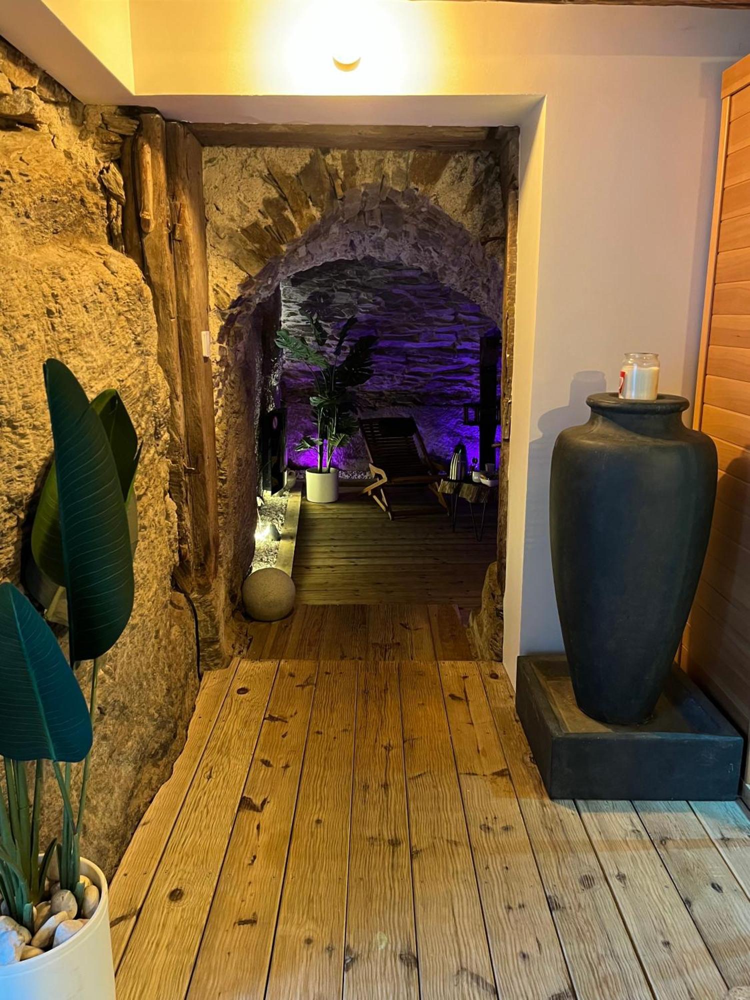 סן-שאמון La Voute Du Pilat & Options Spa, Massage מראה חיצוני תמונה